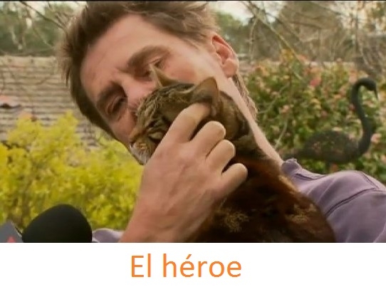 UN GATO SALVA A SU DUEÑO